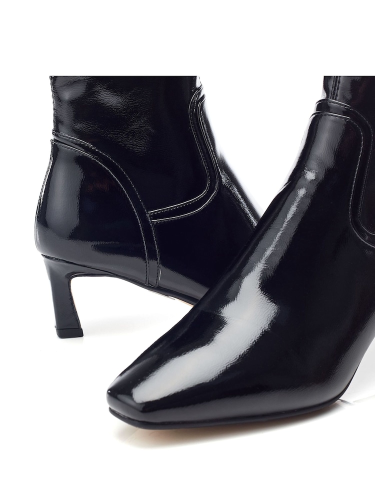 Moda in Pelle Petuniah Kitten Heel Smart Patent Chelsea Black Boots - Image 4 of 4
