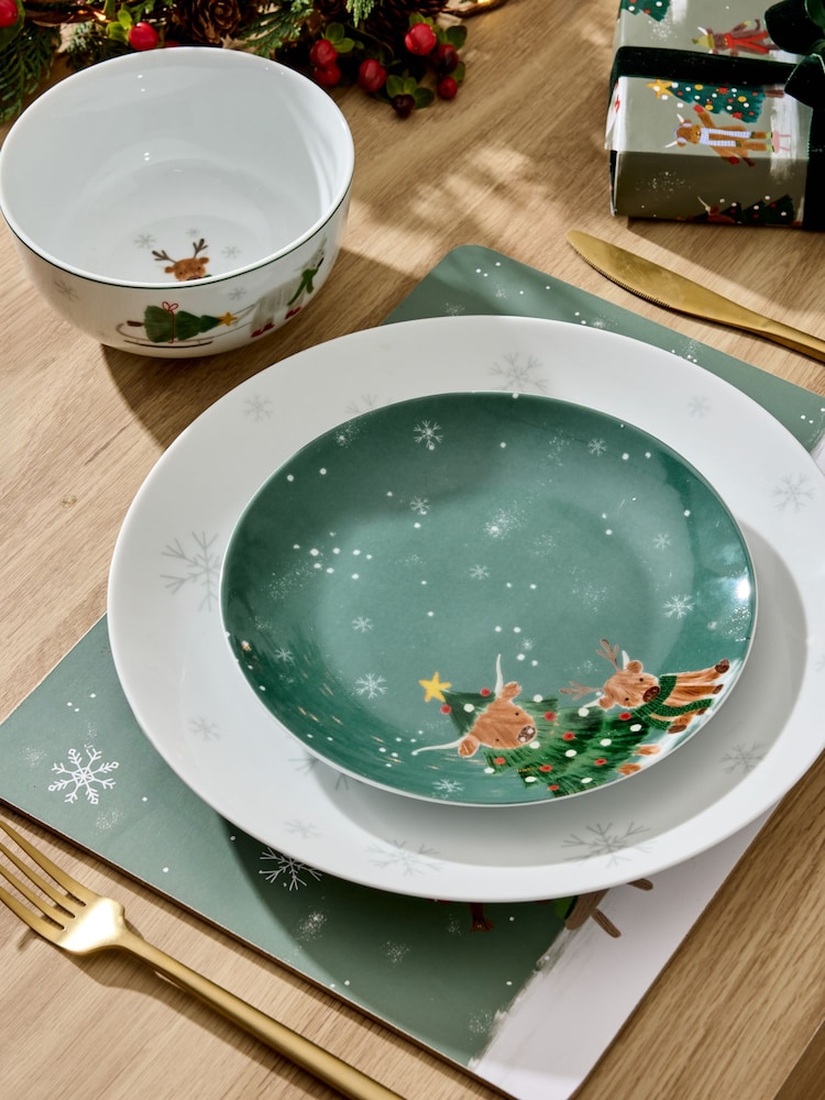 12 Piece Green Christmas Hamish The Highland Cow Dinner Set - Image 2 of 4 12 Piece Green Christmas Hamish The Highland Cow Dinner Set - Image 2 of 4
