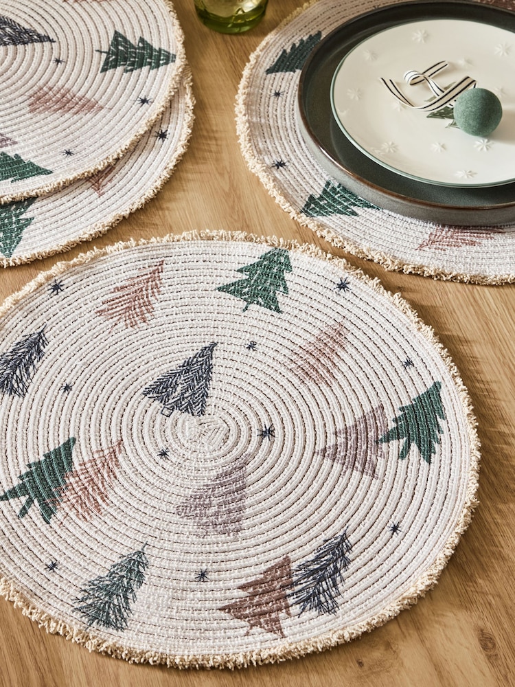 Green Set of 4 Scandi Christmas Tree Fringe Placemats - Image 2 of 4