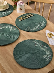 Set of 4 Green Christmas Mistletoe Fringe Placemats - Image 1 of 4