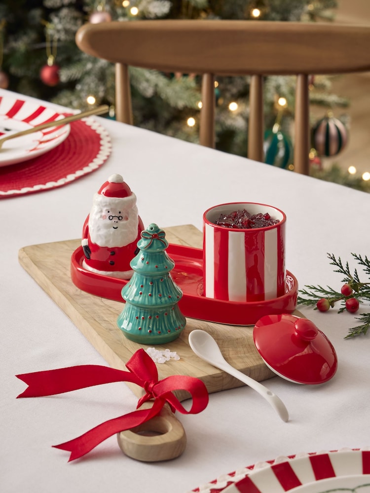 Red Santa Centrepiece with Salt and Pepper Shakers and Condiment Pot - Image 2 of 6