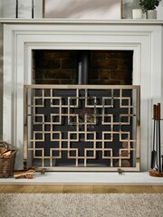 Dibor Silver Kensington Firescreen - Image 1 of 4