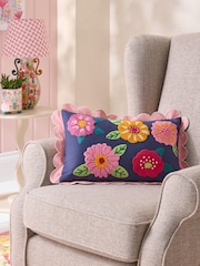 Lucy Tiffney Campion Floral Print Scallop Edge Cushion - Imagen 3 de 3
