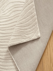 Sosandar Natural Mariana Ripple Wool Tufted Rug - Image 3 of 5