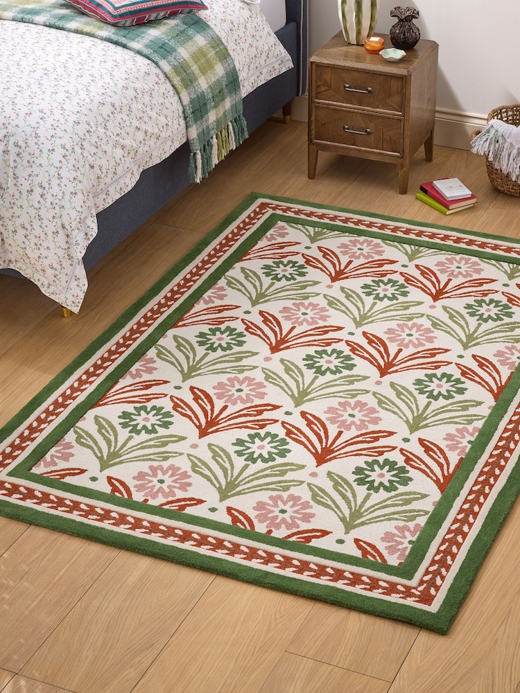 Nina Campbell Multi Primrose Hill Floral Wool Tufted Rug - Image 1 of 5 Nina Campbell Multi Primrose Hill Floral Wool Tufted Rug - Image 1 of 5