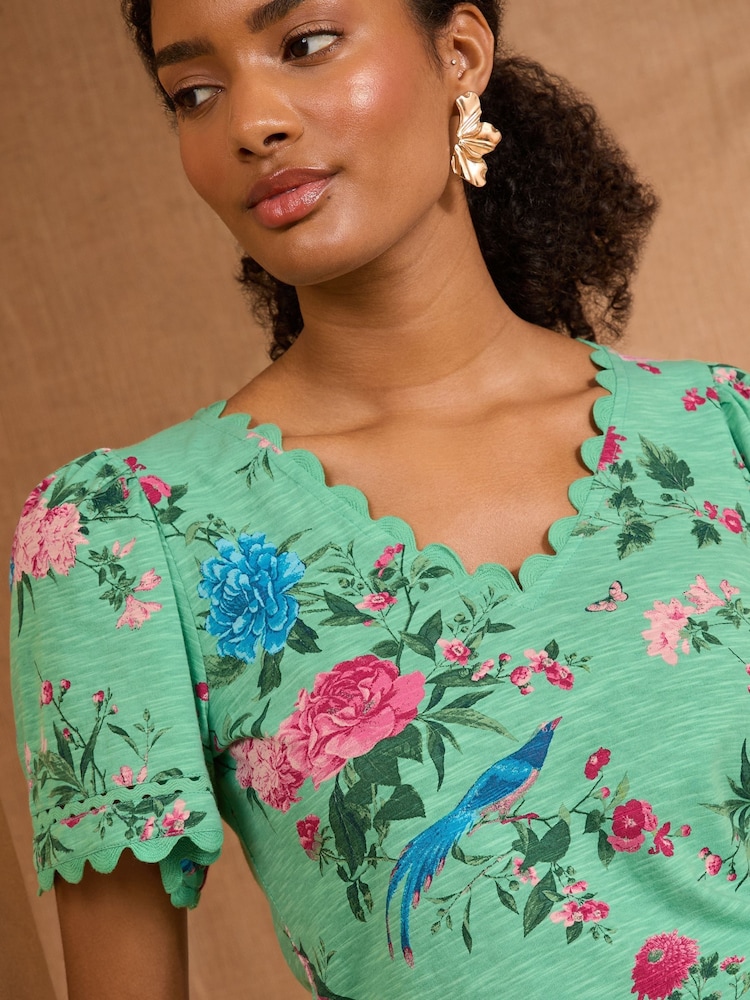 V&A | Love & Roses Green Floral V-Neck 100% Cotton T-Shirt - Image 2 of 4