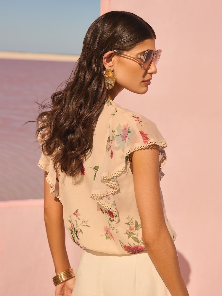 V&A I Love & Roses Ivory Petite Caplet Short Sleeve Floral Printed Blouse - Image 4 of 4