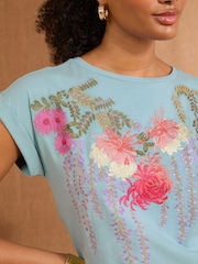 Azul claro floral - V&A | Love & Roses Petite 100% Cotton Embroidered Jersey T-Shirt - Imagen 2 de 4