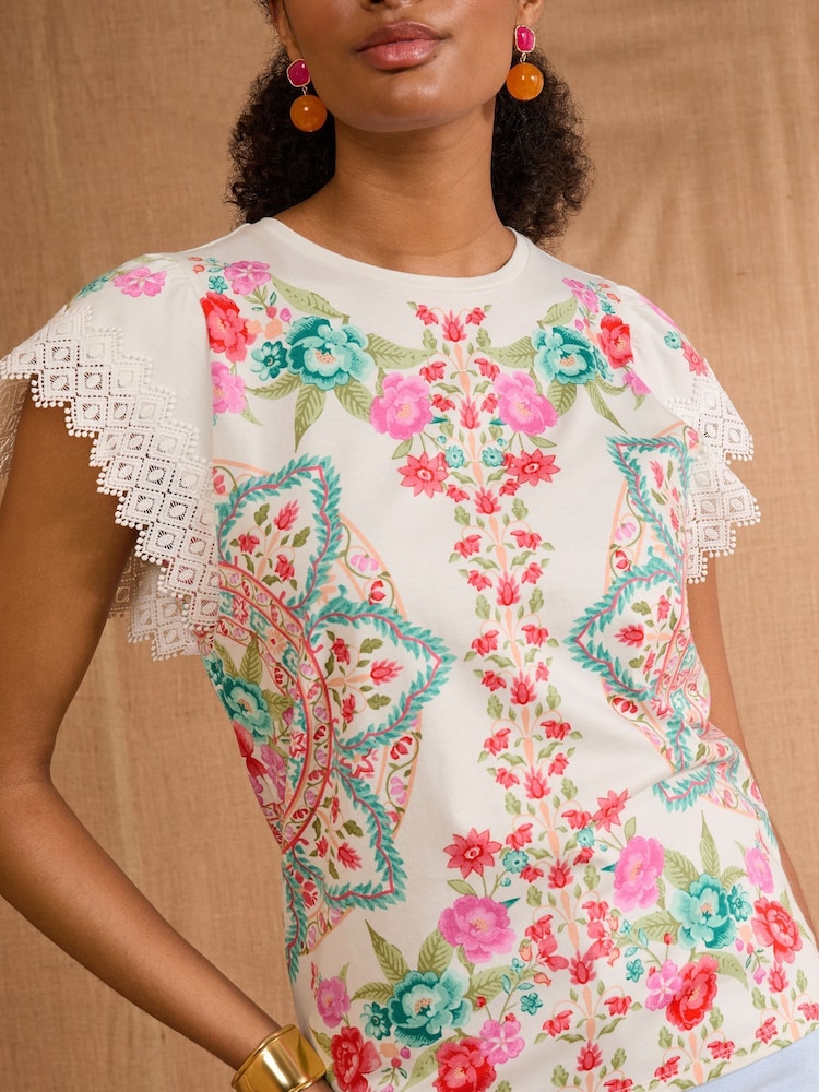 V&A | Love & Roses Ivory Woodblock Print Lace Flutter Sleeve T-Shirt - Image 2 of 4 V&A | Love & Roses Ivory Woodblock Print Lace Flutter Sleeve T-Shirt - Image 2 of 4