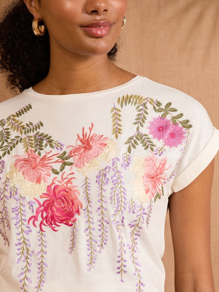 V&A | Love & Roses Ivory Floral Petite 100% Cotton Embroidered Jersey T-Shirt - Image 3 of 4