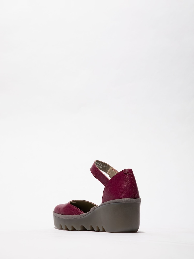 Rojo - Zapatos de cuña con tira al tobillo Biso de Fly London - Imagen 2 de 4 Rojo - Zapatos de cuña con tira al tobillo Biso de Fly London - Imagen 2 de 4