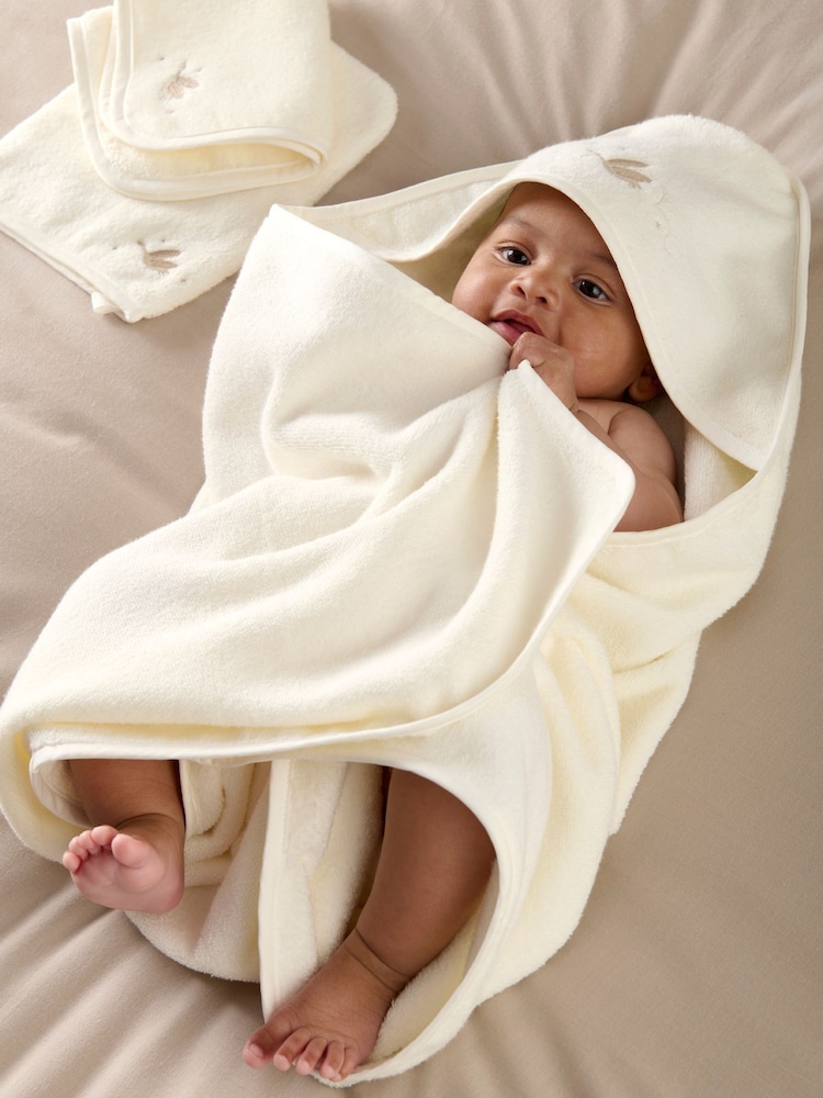 Mamas & Papas 3 Piece Cream Welcome To The World Duckling 100% Cotton Towelling Set - Image 1 of 6