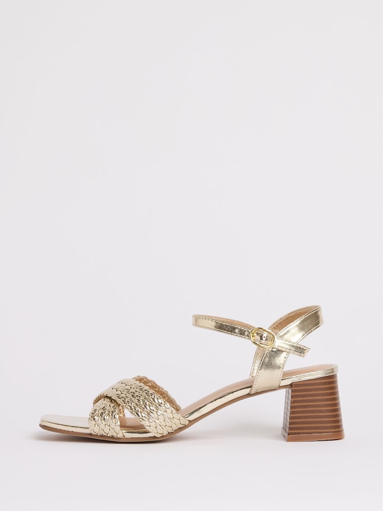 Gold - Friends Like These Plait Weave Cross Strap Low Block Heel Faux Leather Sandals - Bild 5 von 5