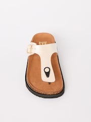 Dorado - Friends Like These Toe Thong Comfort Footbed Flat Sandals - Imagen 4 de 5