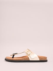 Dorado - Friends Like These Toe Thong Comfort Footbed Flat Sandals - Imagen 5 de 5