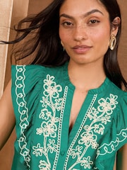 Love & Roses Green Print Flutter Sleeve Printed V-Neck Blouse - Image 2 of 4