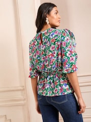 Love & Roses Bedrucktes Freizeit-Top mit Rüschendetails und Rundhalsausschnitt - Bild 4 von 4