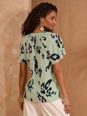 Love & Roses Green Animal Sequin V-Neck blouse - Image 4 of 4