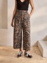 Leopard Print Elasticated Waist Barrel Leg Trousers - Image 2 of 7