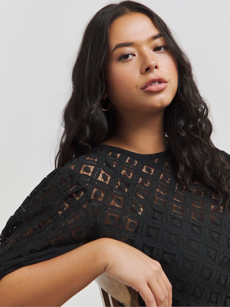 Simply Be Black Lace Tiered Maxi Dress - Image 4 of 4