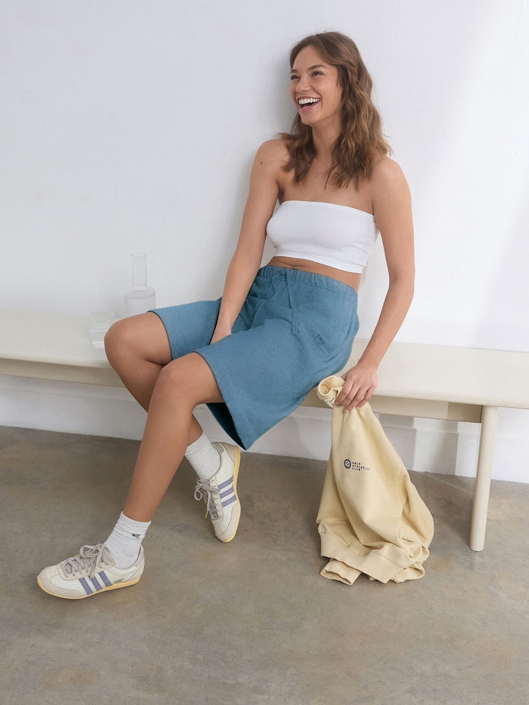 Blau - Leichte Sweat-Shorts - Bild 2 von 10 Blau - Leichte Sweat-Shorts - Bild 2 von 10