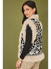 Yumi Black Knitted Folk Faux Fur Trimmed Gilet - Image 4 of 5