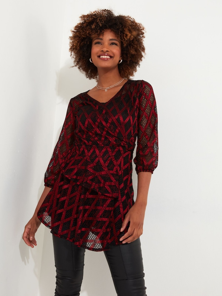Joe Browns Open Weave Mock Wrap Tunic and Cami Top - Bild 1 von 5 Joe Browns Open Weave Mock Wrap Tunic and Cami Top - Bild 1 von 5