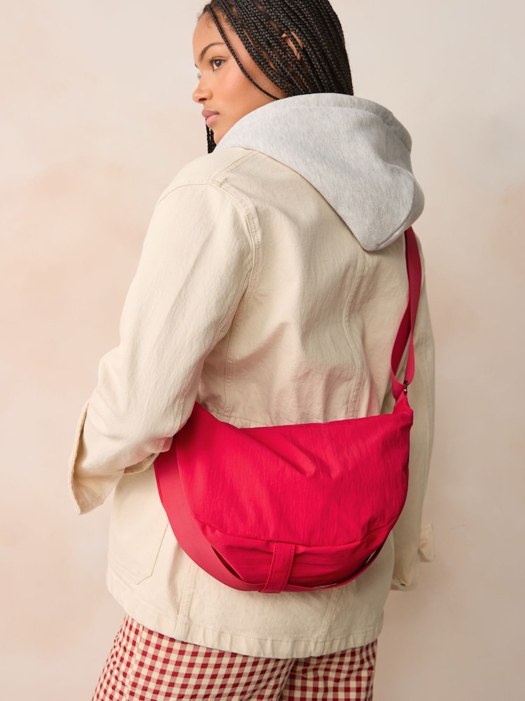 Red Large Nylon Sling Bag - Image 2 of 10