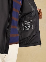 Negro - Abrigo impermeable ligero Ayston de Joules - Imagen 11 de 12