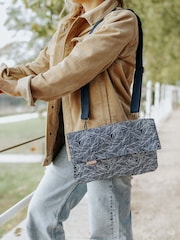 Babymoov Blue Day to Day Multi Functional 2-in-1 Changing 100% Cotton Bag - Image 4 of 6