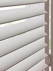 Soft White Hartford Made to Measure Shutters - Image 5 of 6