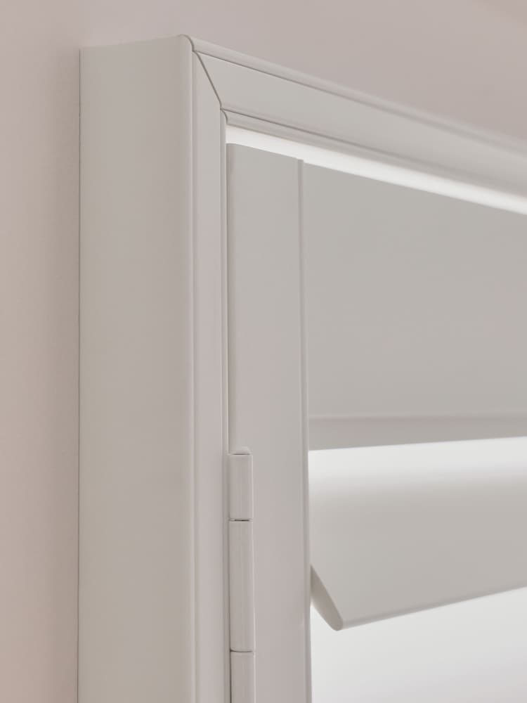 Soft White Hartford Made to Measure Shutters - Image 6 of 6