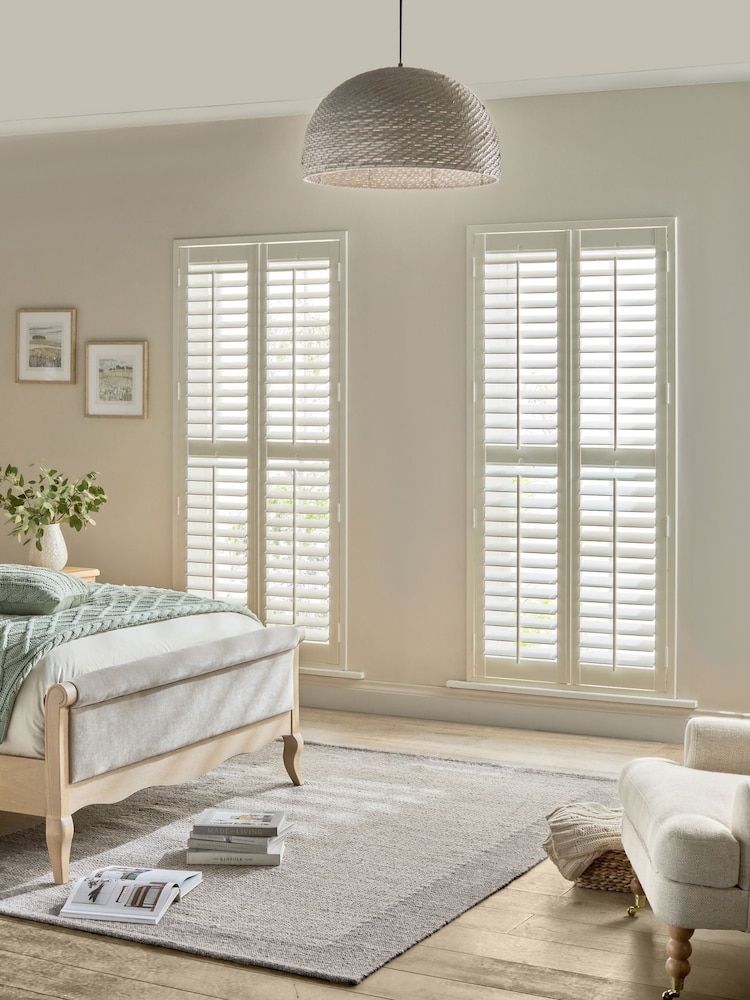 Pure White Hartford Made to Measure Shutters - Image 1 of 6 Pure White Hartford Made to Measure Shutters - Image 1 of 6