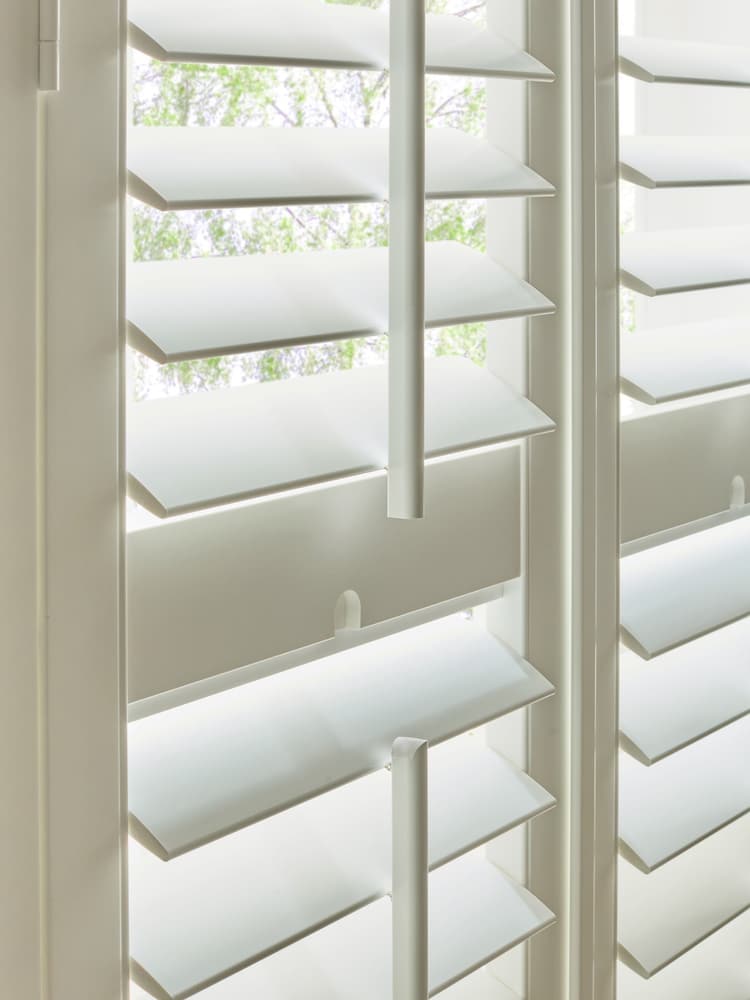 Pure White Hartford Made to Measure Shutters - Image 6 of 6 Pure White Hartford Made to Measure Shutters - Image 6 of 6