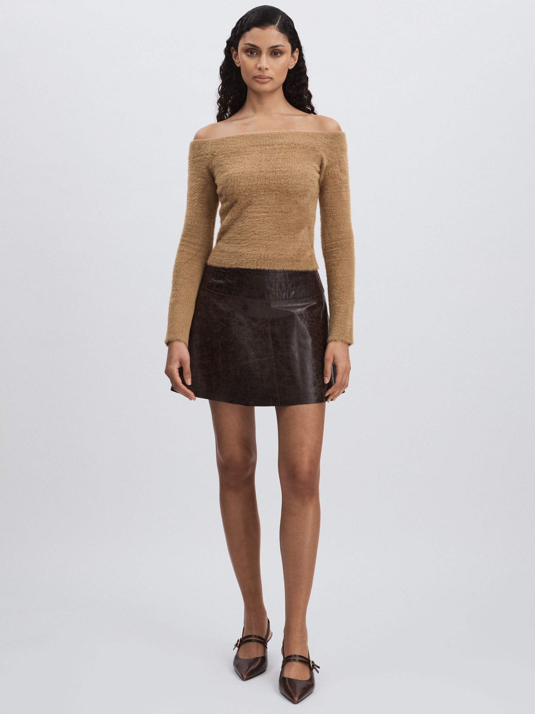 GOOD AMERICAN GOOD AMERICAN CARAMEL GOOD AMERICAN PLUSH OFF-SHOULDER TOP