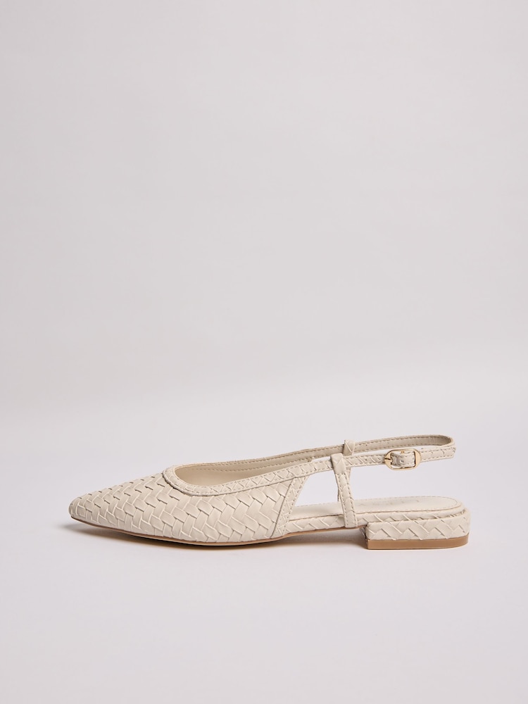 Creme - Lipsy Flat Pointed Toe Faux Leather Ballerina Pumps - Bild 5 von 5 Creme - Lipsy Flat Pointed Toe Faux Leather Ballerina Pumps - Bild 5 von 5