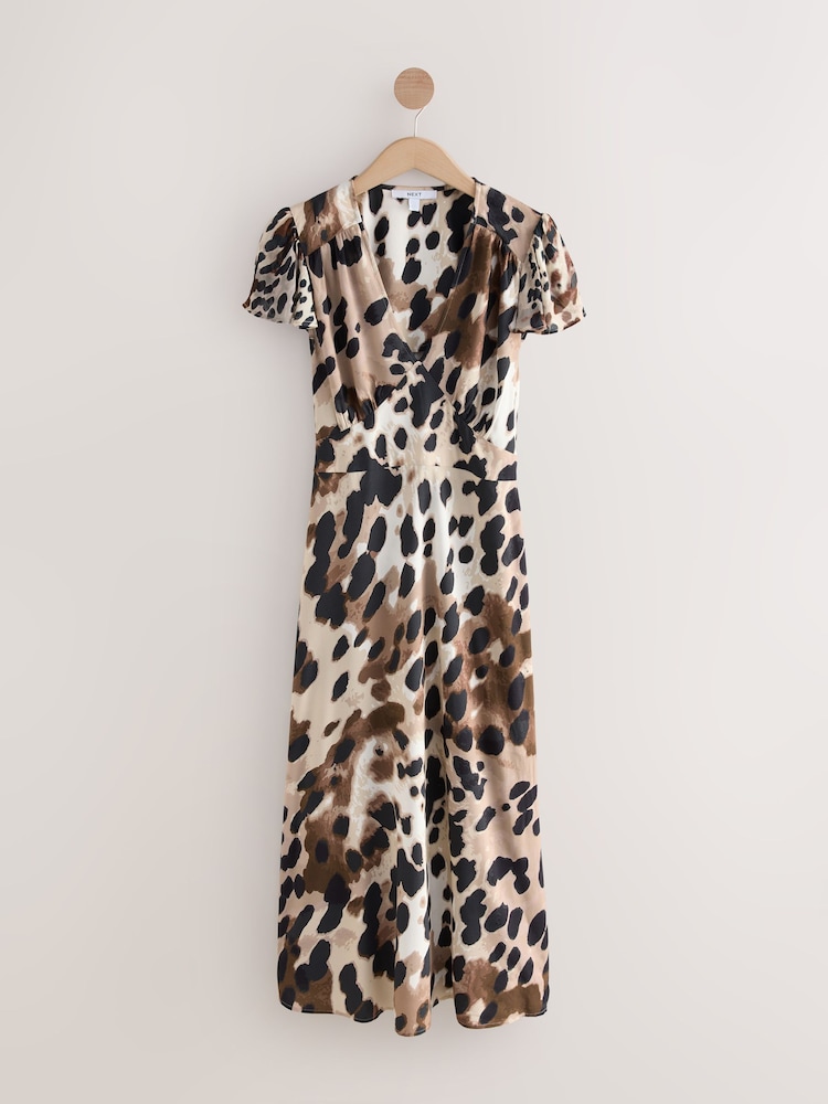 צבע חום עם הדפס פרה - Flutter Sleeve V-Neck Tie Waist Maxi Dress - Image 5 of 7