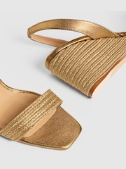 Castaner Gold Braided Wedge Sandals - Imagen 5 de 5