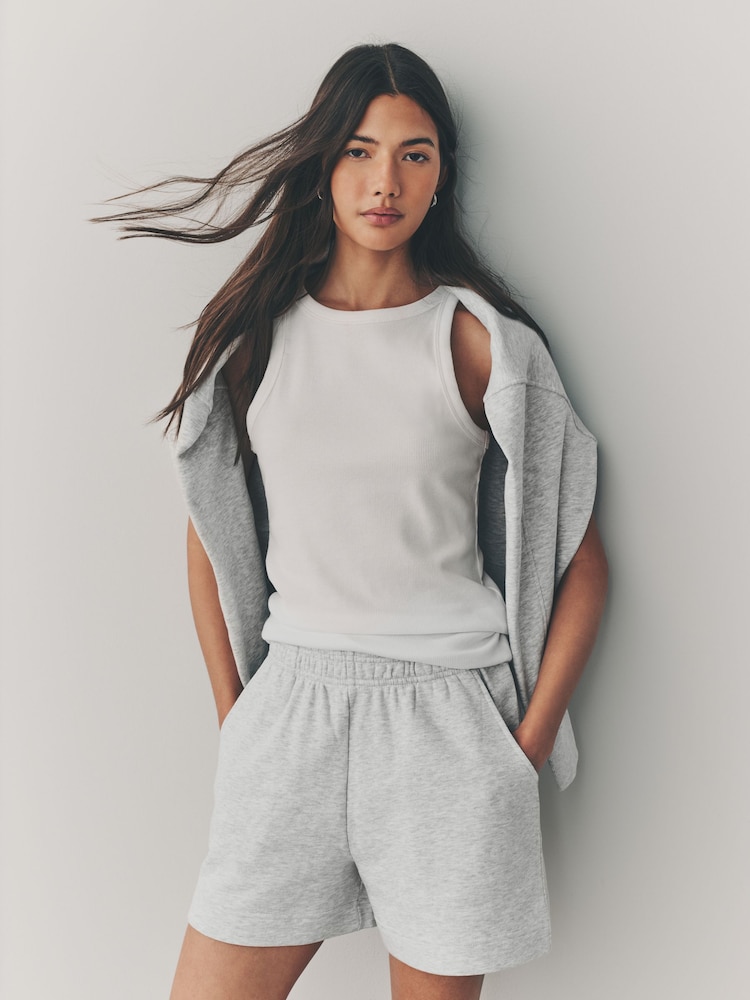 Gris - Lot de shorts ultra-doux Essentials 2 - Image 3 of 10
