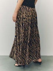 Tiger Print Drop Waist Maxi Skirt - Image 5 of 9