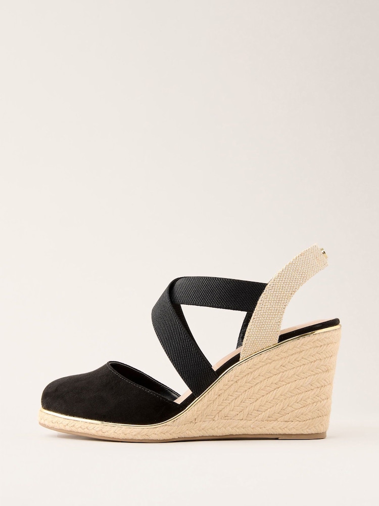 Schwarz - Lipsy Mid Closed Toe Cross Strap Slingback Wedges - Bild 5 von 5 Schwarz - Lipsy Mid Closed Toe Cross Strap Slingback Wedges - Bild 5 von 5