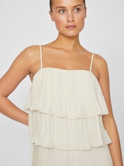 Кремовый - VILA Chiffon Ruffle Pleated Maxi Occasion Dress - Image 5 of 6