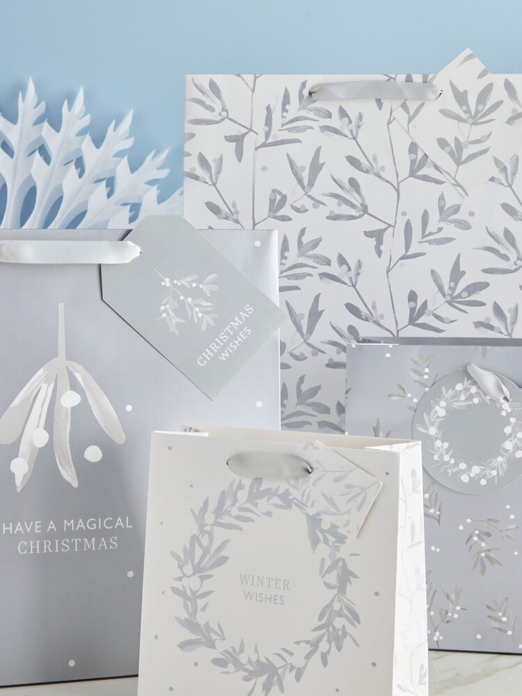 Silver Berries Christmas 4 Pack Gift Bags - Image 2 of 3