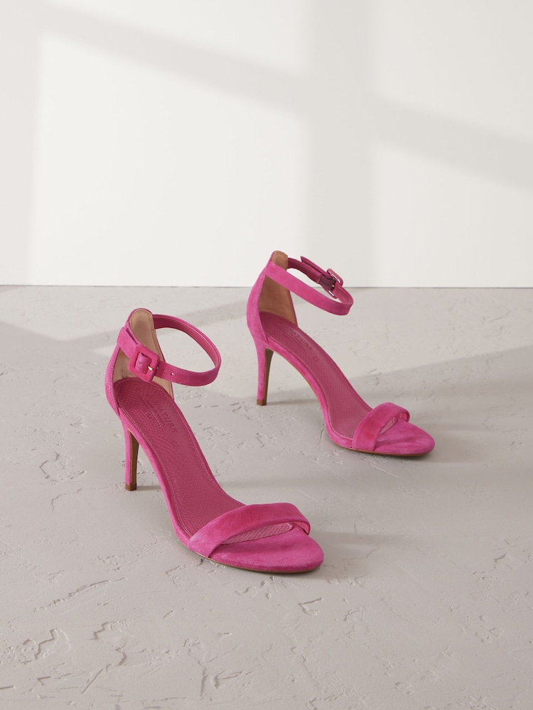 Pink Signature Premium Leather Round Toe Buckle Detail Mid Simple Sandals - Image 1 of 10
