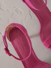 Pink Signature Premium Leather Round Toe Buckle Detail Mid Simple Sandals - Image 9 of 10