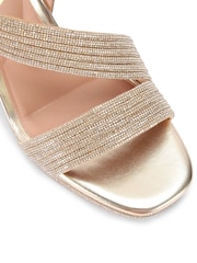 Dorado champán - Sandalias con cuña Gala 70 de Carvela - Imagen 4 de 5