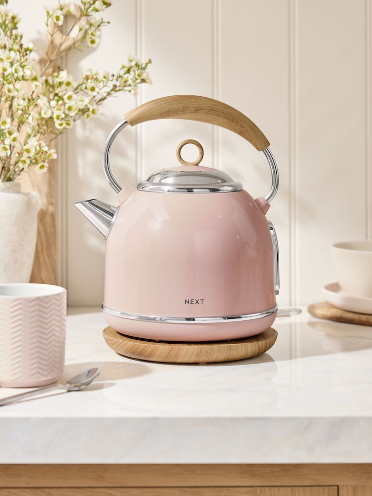 Pink Malvern Kettle - Image 1 of 4