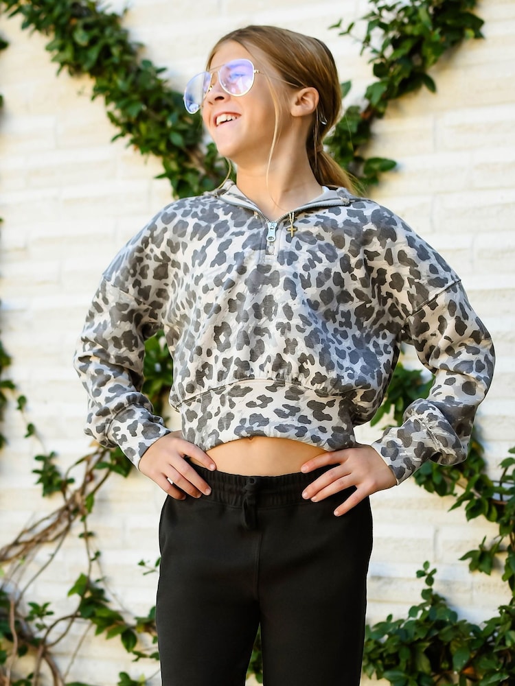 Abercrombie & Fitch Leopard Print Quauter Zip Brown Jumper - Image 1 of 4