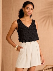 Love & Roses Neutral Tailored Shorts With Linen - Image 1 of 4