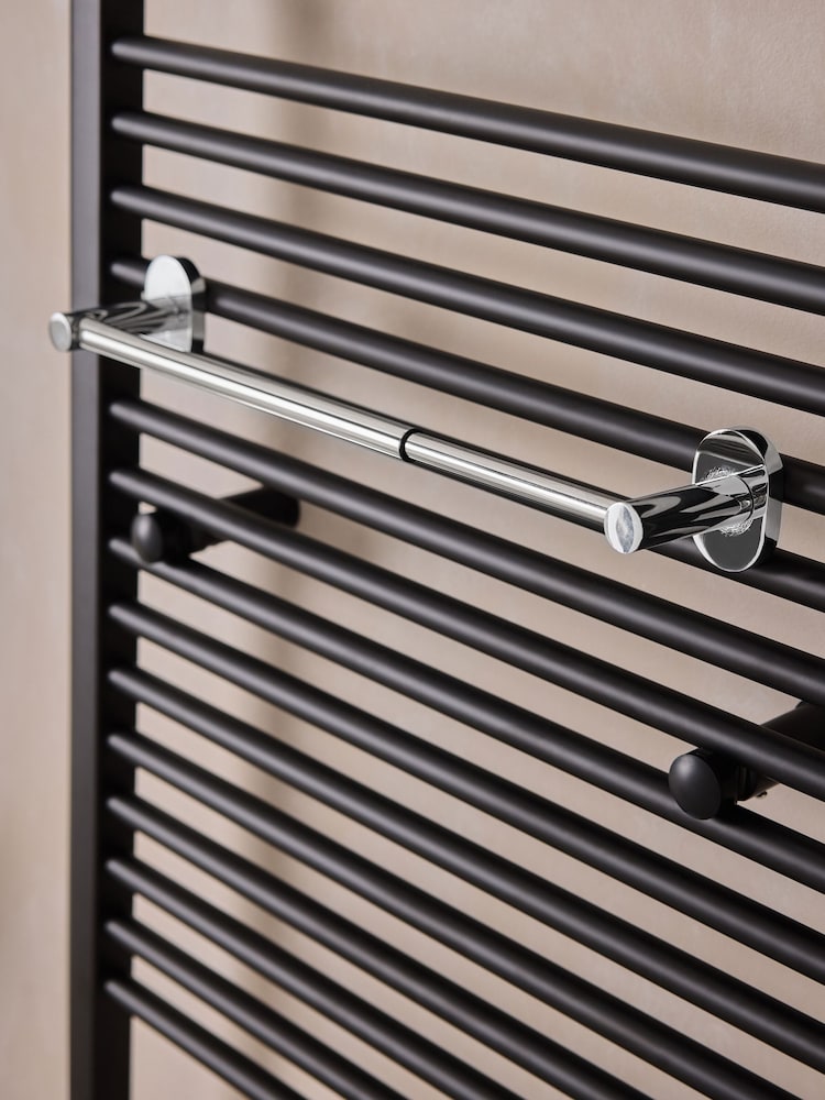 Chrome Magnetic Extendable Towel Rail - Image 2 of 3 Chrome Magnetic Extendable Towel Rail - Image 2 of 3